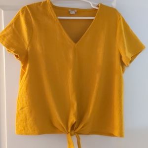 Mustard short sleeve top